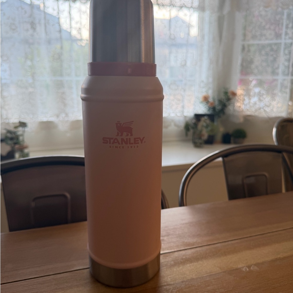 Stanley Classic Legendary Soft Pink Insulated Thermos Bottle